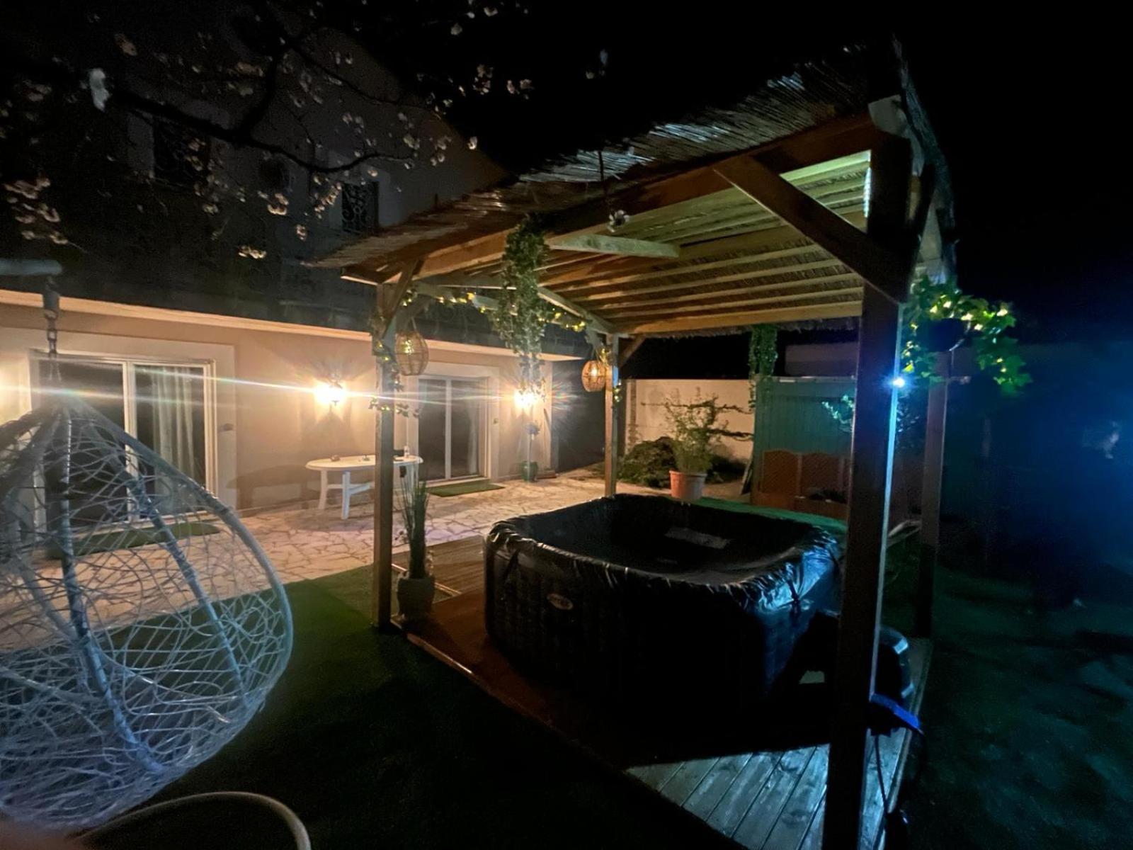 Charmant Studio A Uchaud Екстер'єр фото